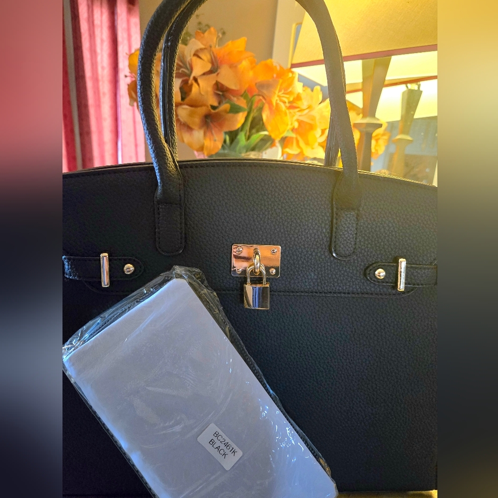 Viral luxury inspired black handbag with gold toned hardware